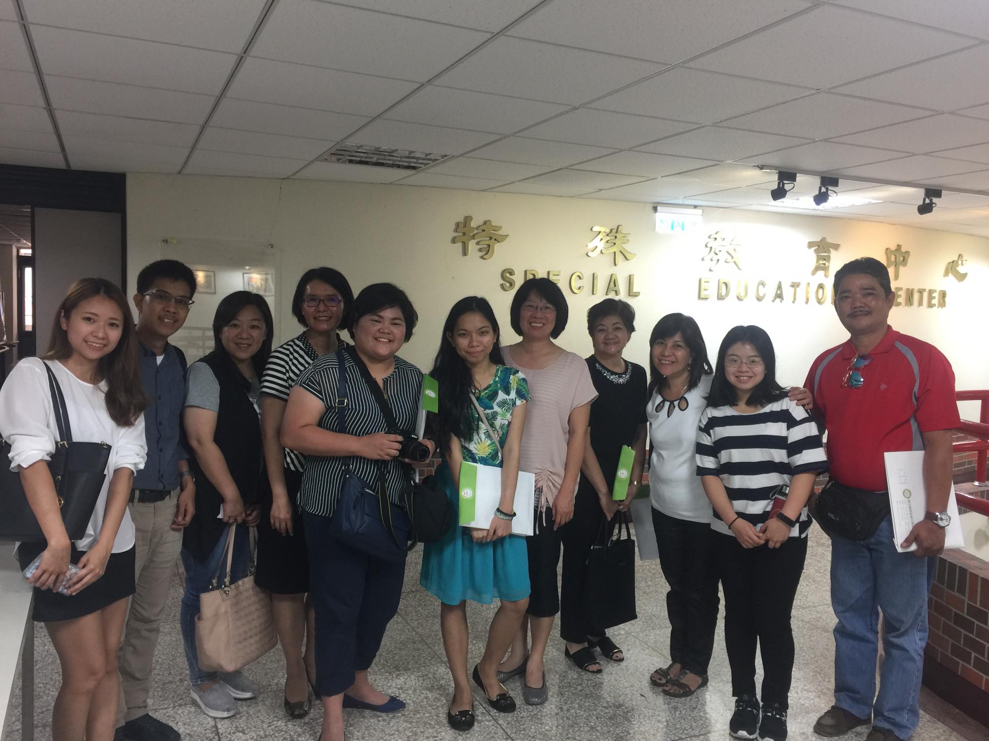 菲律賓大學教育學院Myra Tantengco教授帶領一行7人蒞臨本中心參訪活動照片
